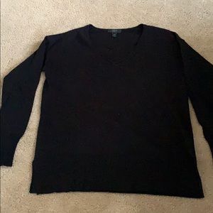 Long sleeve vneck sweater